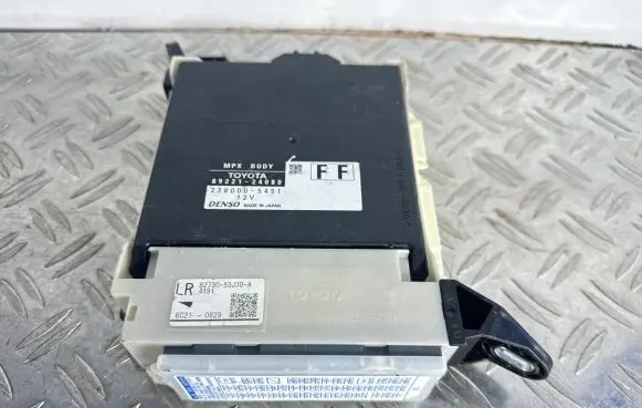Lexus RC Fuse box set 8922124080 2380005451 8273053J30A