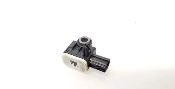Ford Mondeo MK IV Airbag deployment crash/impact sensor AM5T14B342AA 11031A204