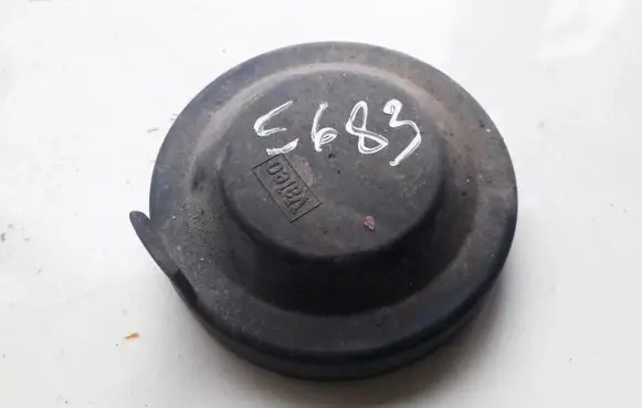 Opel Vectra B Headlight/headlamp dust cover 88204115
