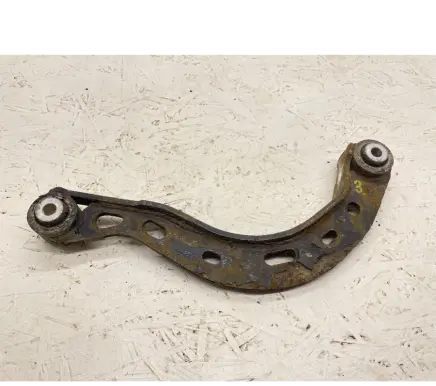 Rear control arm