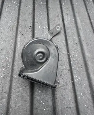 Land Rover Discovery 5 Horn signal HY3213802AA 002408 A046522
