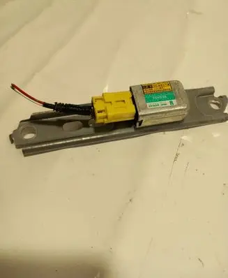 Lexus RX 330 - 350 - 400H Airbag deployment crash/impact sensor 8986048020 1879000711