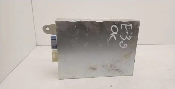 BMW 5 E39 Video control module 6911221 081347 037138052