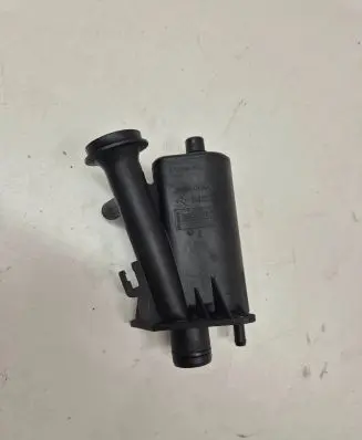 Renault Scenic II - Grand scenic II Breather/breather pipe/hose 8200140763