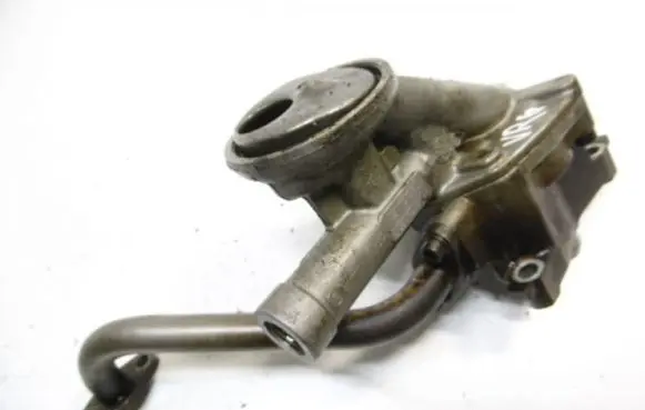 Volkswagen Sharan Oil pump 021115153D