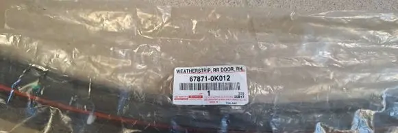 Toyota Hilux (AN120, AN130) Rubber seal rear door 678710K012