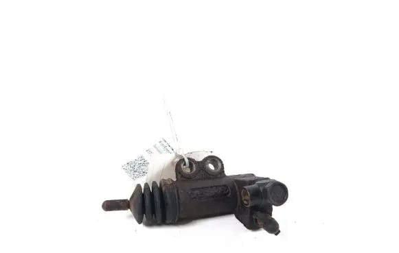 Clutch slave cylinder