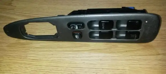 Lexus IS 200-300 Electric window control switch 8404053010