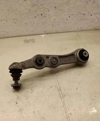Mercedes-Benz C W205 Front subframe 20513L