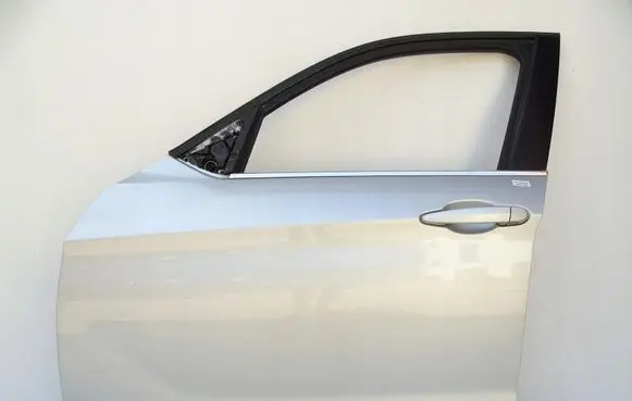 BMW X1 E84 Front door TITANSILBER