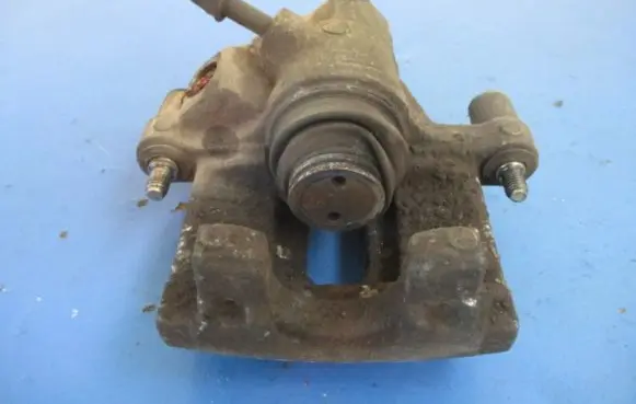 Ford Focus C-MAX Rear brake caliper