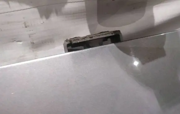 Ford Mondeo MK IV Tailgate/trunk/boot hinge 