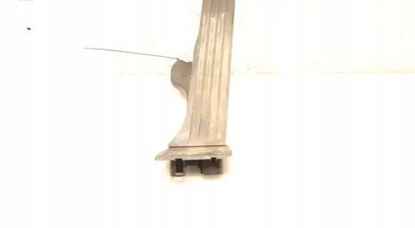 Volkswagen PASSAT B7 USA Accelerator throttle pedal 1K1721503AS