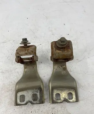 Ford Galaxy Tailgate/trunk/boot hinge 4M51142900