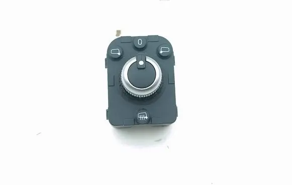 Wing mirror switch