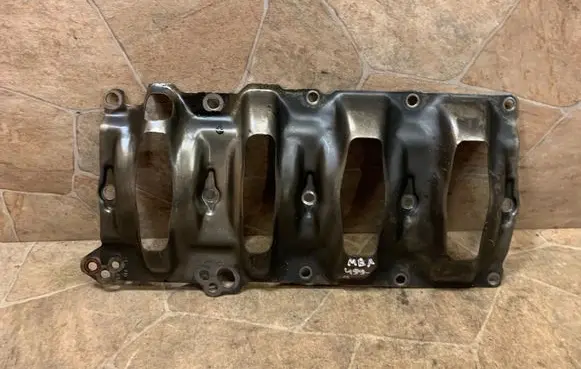 BMW 2 F45 other engine part 851408703
