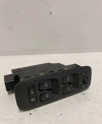 Volvo V70 Electric window control switch 8682949