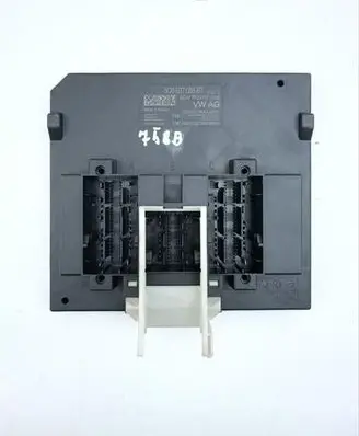 Volkswagen Atlas Comfort/convenience module 5Q0937085BT