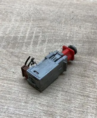 Opel Zafira A Brake pedal sensor switch 55701396 869619858
