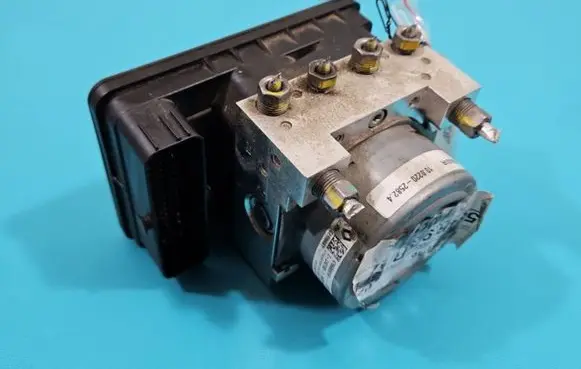 Dacia Sandero III ABS Pump 476604584R IMPRK1444552