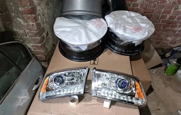Dodge RAM Headlights/headlamps set 