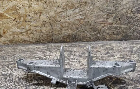 Porsche Boxster 986 Engine mounting bracket 98637530901