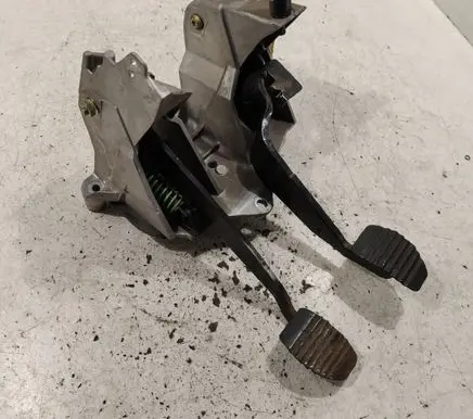 Peugeot 607 Pedal assembly 9640735080