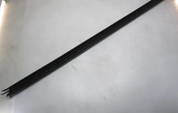 Volkswagen Caddy Front door trim (molding) 2K7837479A