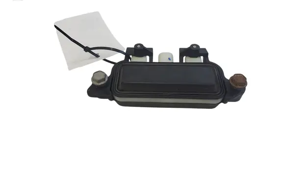 Tesla Model S Tailgate opening switch 