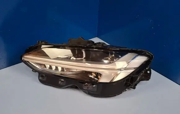 Volvo S90, V90 Headlight/headlamp 31655789 89915208