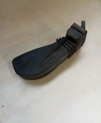 Porsche Cayenne (92A) Front door check strap stopper 7P0837267