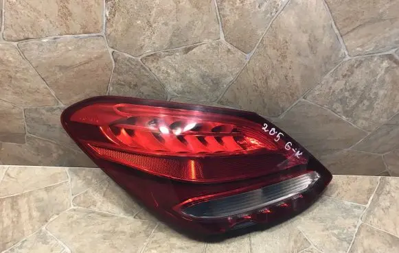 Mercedes-Benz C W205 Rear/tail lights A2059061157