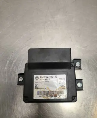 Volkswagen PASSAT CC Hand brake control module 3C8907801E 17767601B