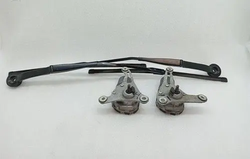 Aston Martin Vantage IV Front wiper linkage and motor KY6317504AB