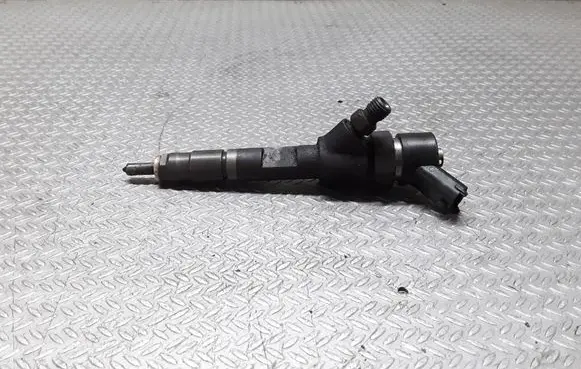 Fuel injector