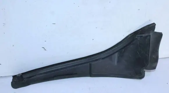 BMW 2 F45 Other engine bay part 51767300518 15054410