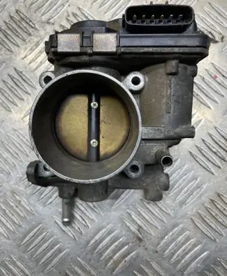 Subaru Legacy Throttle valve 2E050222 00832