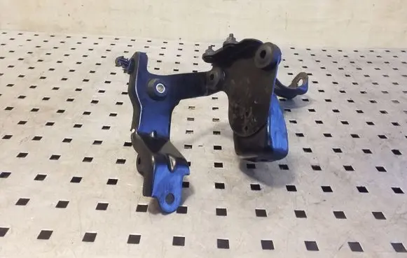 Subaru Outback ABS pump bracket 