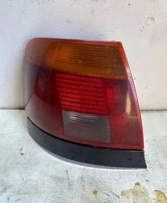 Audi A4 S4 B5 8D Rear/tail lights 8d0945095a
