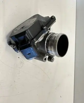 Volkswagen Tiguan Throttle valve 03L128063R A2C31762900 1108111400