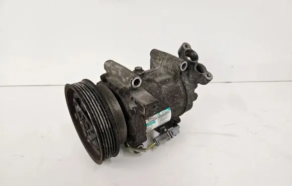 Nissan Juke I F15 Air conditioning (A/C) compressor (pump) 8200953359A SD6V12