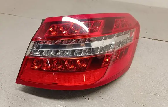 Mercedes-Benz E W212 Rear/tail lights A2129066901 775518 483006