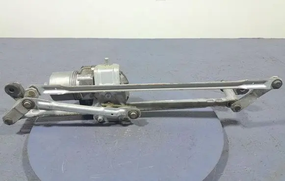Skoda Octavia Mk2 (1Z) Front wiper linkage and motor 1Z1955023E