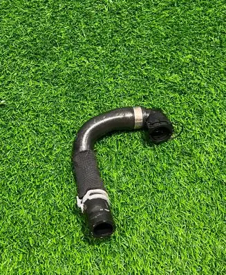 BMW X5 G05 Engine coolant pipe/hose 9398818
