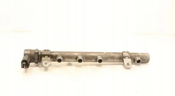 Mercedes-Benz CLS C219 Fuel main line pipe