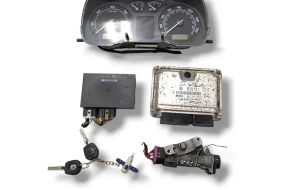 Skoda Octavia Mk1 (1U) Engine ECU kit and lock set 0281010129 038906012H