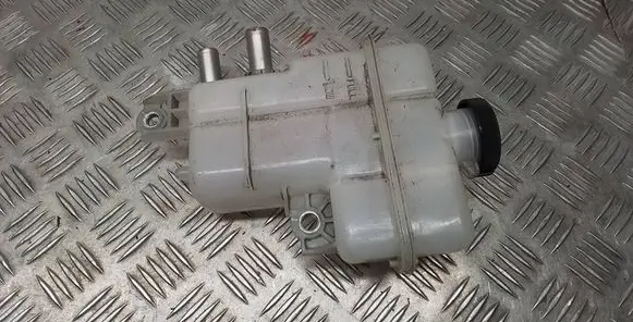 Toyota RAV 4 (XA50) Coolant expansion tank/reservoir 