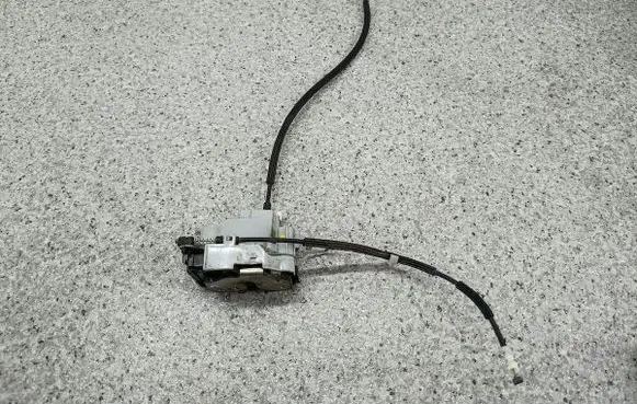 Fiat Bravo Front door lock 51827956