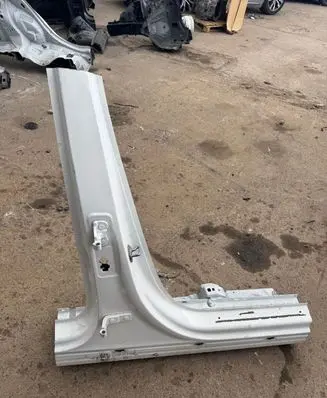 Mercedes-Benz A W177 Front sill (body part) 