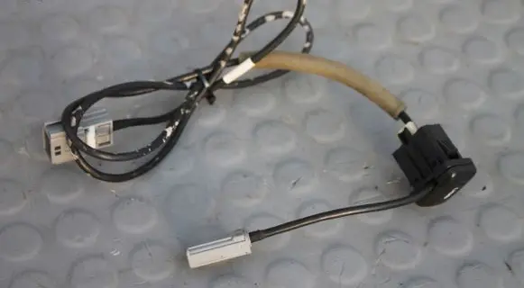 Honda CR-V EUR ISO radio connector 